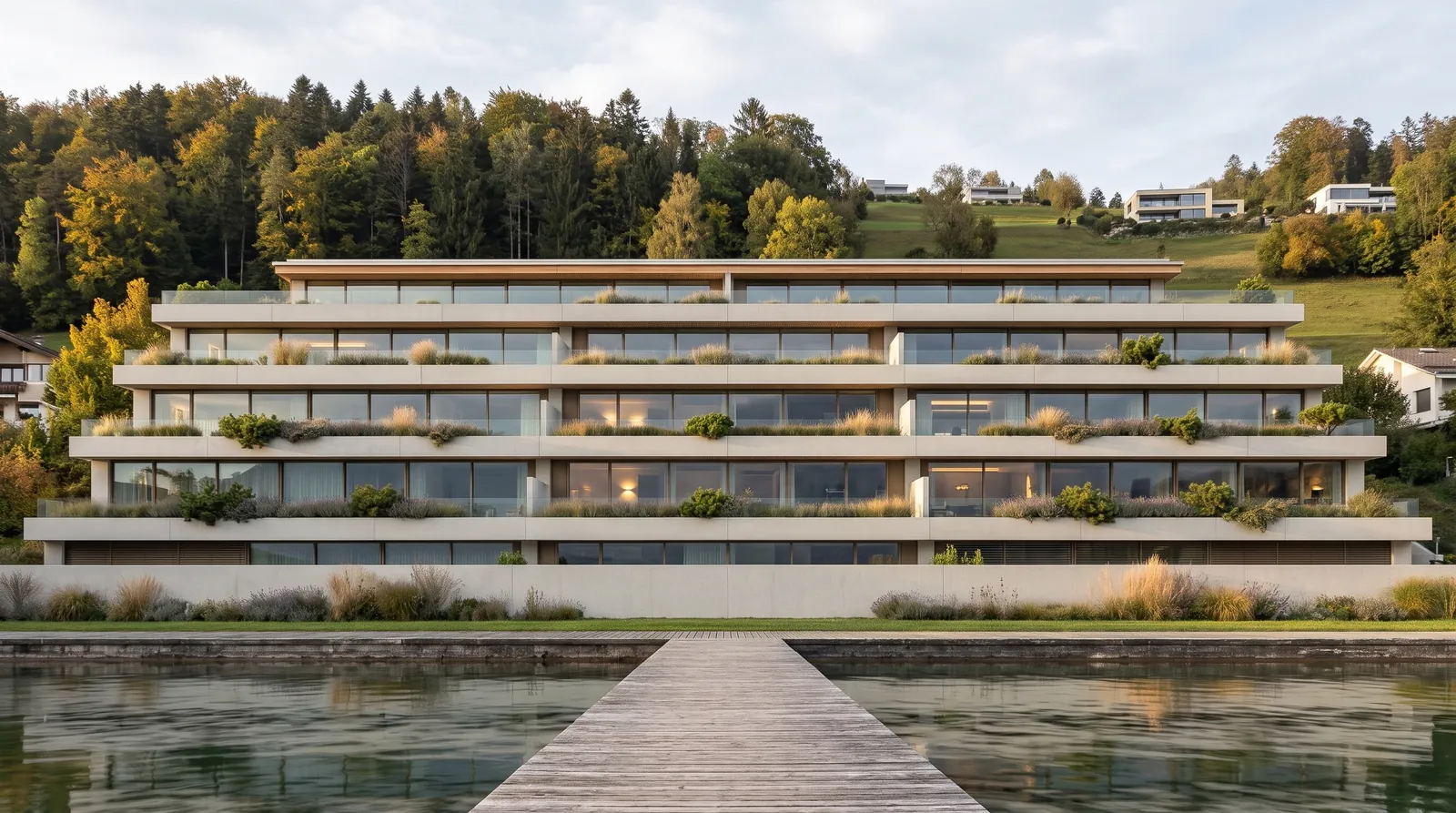 Lake facade of Seravel Terrassen with all homes, seen from the jetty — illustrative visualisation